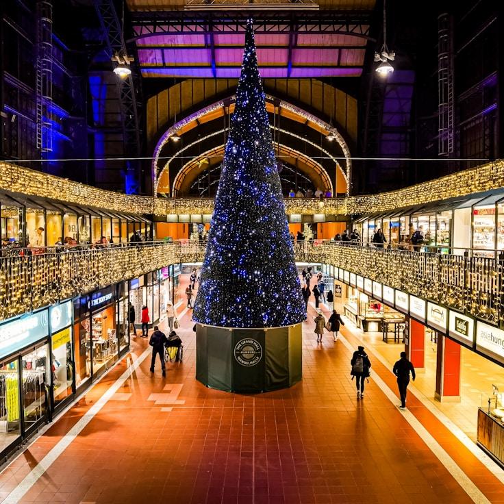 Family-friendly shopping and daily life in Spain